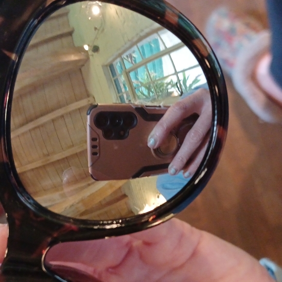 NEW!  SAlE RARE QUAY MAIDEN mirror sunnies - Picture 11 of 13